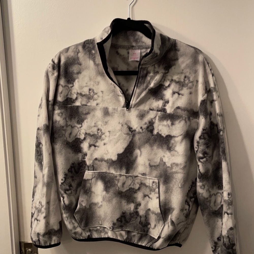 Fleece sweater